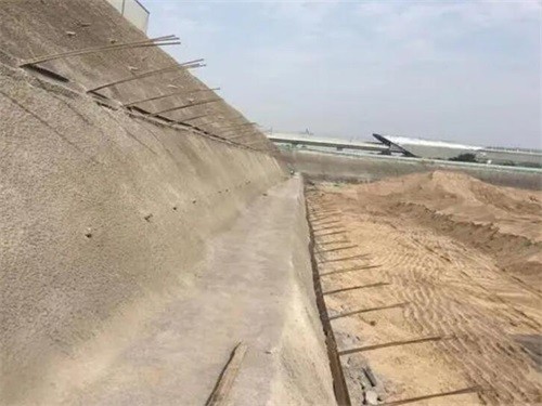 怀仁河道边坡加固